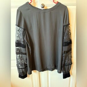 Loft Blouse